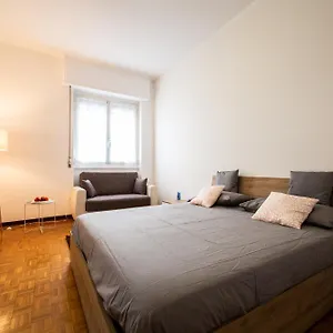 milano-linate-suite-apt.it-lombardy.com/